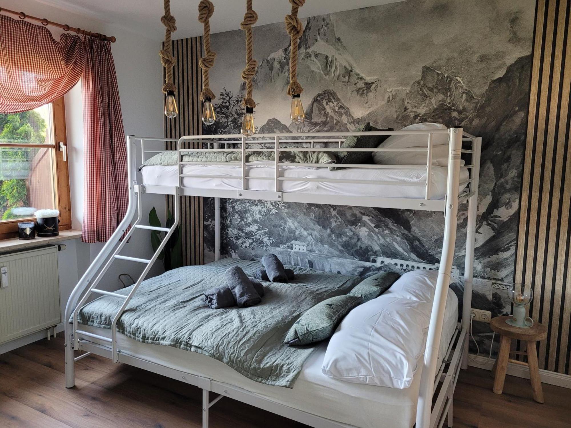 Lindners Hideaways - Bergnest Lodge - Bergblick Fewo 6 Pers Balkon Garten Hund Ski Unterkunft Luftkurort Oberreute Naehe Buchenegger Wasserfaelle Eistobel Bodensee 外观 照片