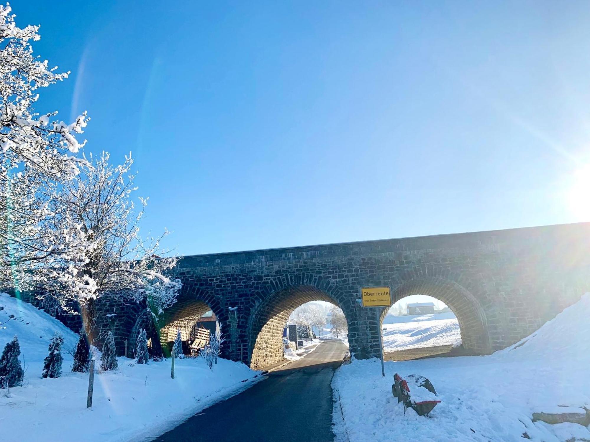 Lindners Hideaways - Bergnest Lodge - Bergblick Fewo 6 Pers Balkon Garten Hund Ski Unterkunft Luftkurort Oberreute Naehe Buchenegger Wasserfaelle Eistobel Bodensee 外观 照片